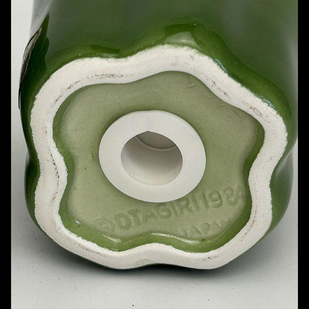 Vintage Otagiri Green Peppers Salt Pepper Shakers Ceramic Japan 1984 - Picture 7 of 9